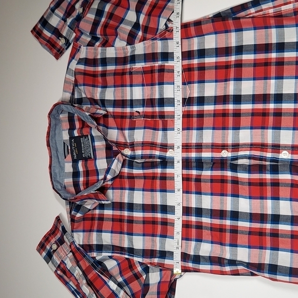 Boy's Nautica Checkered Shirt XL - Picture 4 of 8